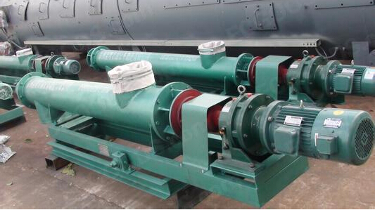 無軸螺旋輸送機(jī)的葉片磨損性